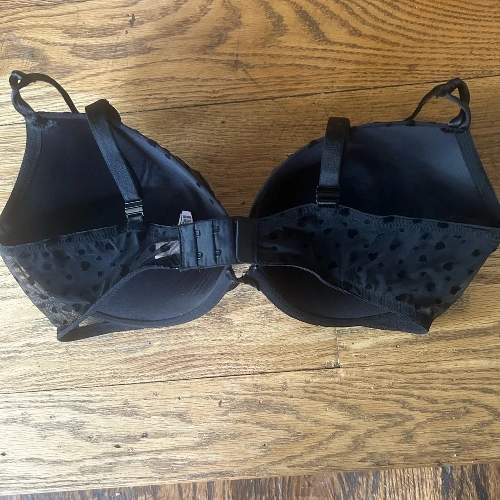 Victoria's Secret Womens Mesh Push Up Bra Padded Heart Pattern Black 38DD